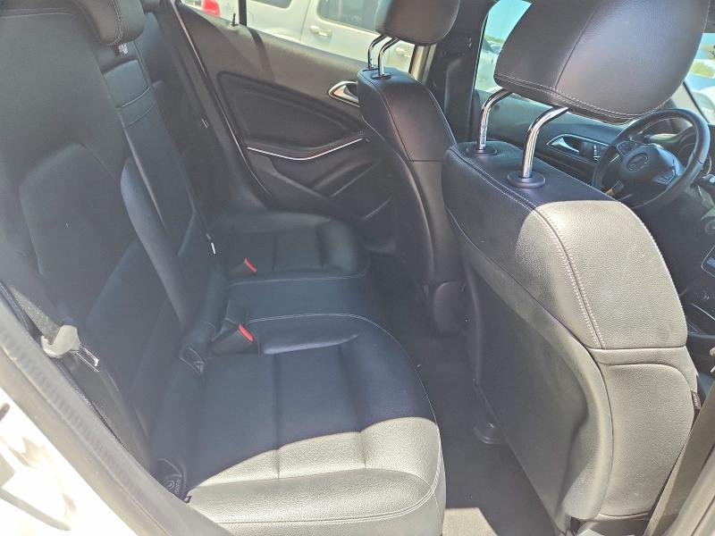 50083466 :رقم المزاد ، WDCTG4GB0JU000091 vin ، 2018 Mercedes-benz Gla مزاد بيع