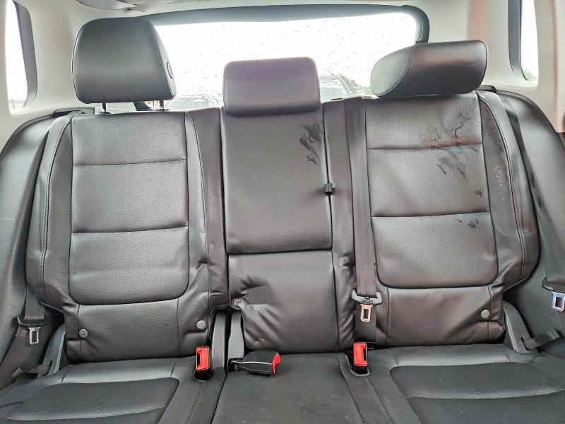 2015 Volkswagen Tiguan მანქანა იყიდება აუქციონზე, vin: WVGAV7AX8FW598611, აუქციონის ნომერი: 52057156