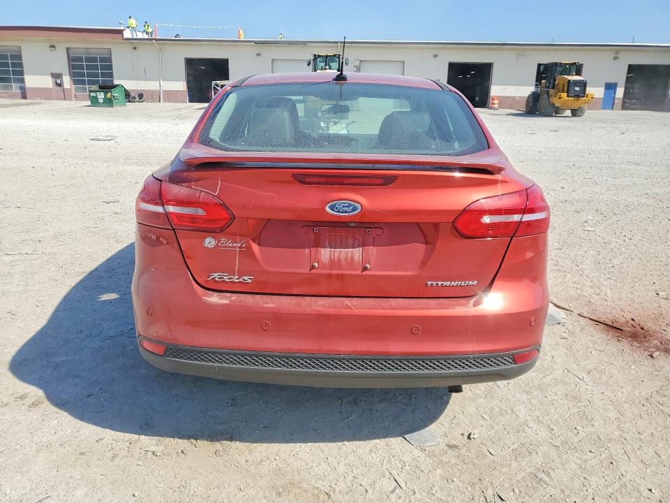 2018 Ford Focus მანქანა იყიდება აუქციონზე, vin: 1FADP3J2XJL277064, აუქციონის ნომერი: 50985906