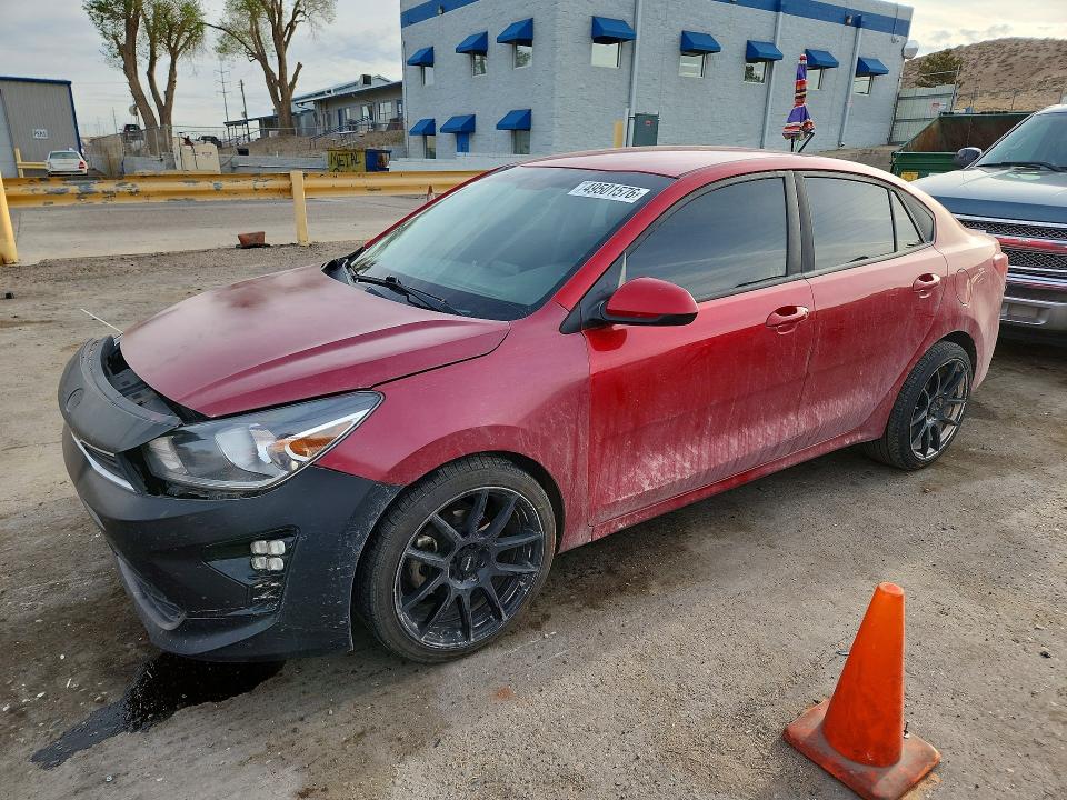 49501576 :رقم المزاد ، 3KPA24AD8ME403146 vin ، 2021 Kia Rio مزاد بيع