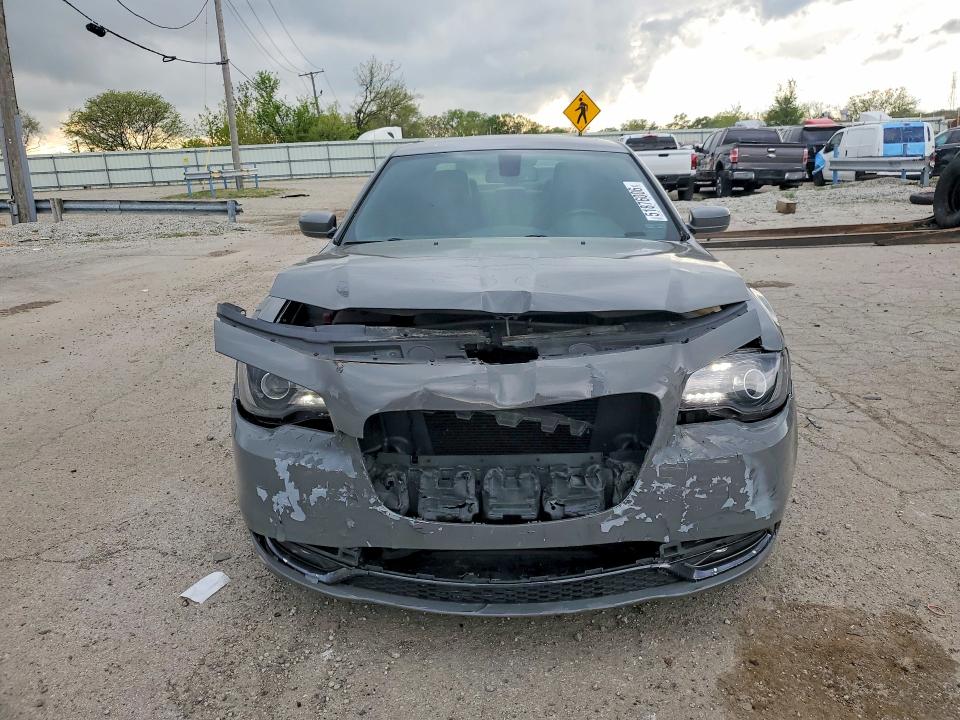 Aukcja sprzedaży 2019 Chrysler 300, vin: 2C3CCABG8KH654154, numer aukcji: 51876006
