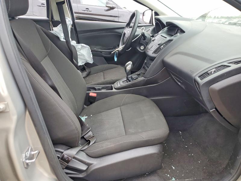 51383096 :رقم المزاد ، 1FADP3K25FL215769 vin ، 2015 Ford Focus مزاد بيع