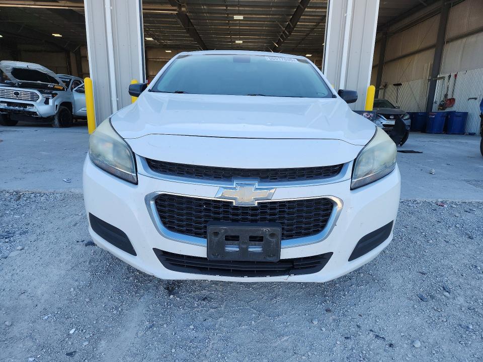 50517806 :رقم المزاد ، 1G11B5SL6FF104686 vin ، 2015 Chevrolet Malibu مزاد بيع