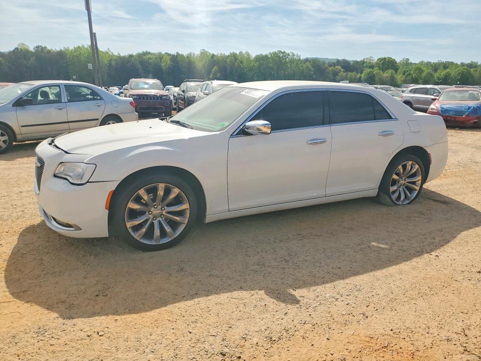 49301286 :رقم المزاد ، 2C3CCAEG7KH687240 vin ، 2019 Chrysler 300 مزاد بيع