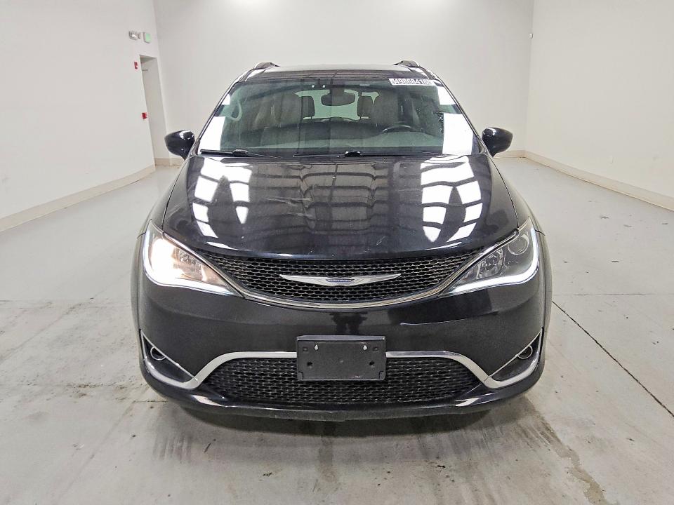Продаж на аукціоні авто 2017 Chrysler Pacifica, vin: 2C4RC1BG7HR763861, номер лоту: 49868416