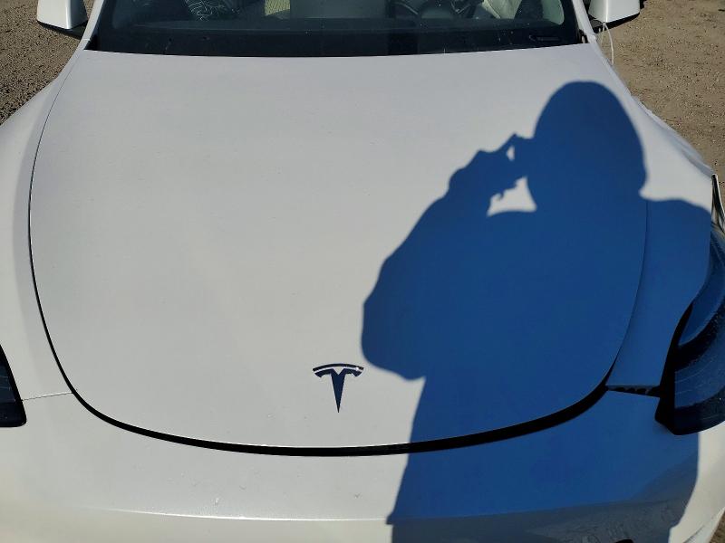48691456 :رقم المزاد ، 5YJYGDEE1MF242829 vin ، 2021 Tesla Model Y مزاد بيع