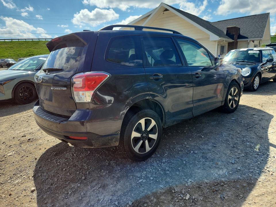 50964126 :رقم المزاد ، JF2SJAGC8JH486976 vin ، 2018 Subaru Forester 2.5i Premiu مزاد بيع