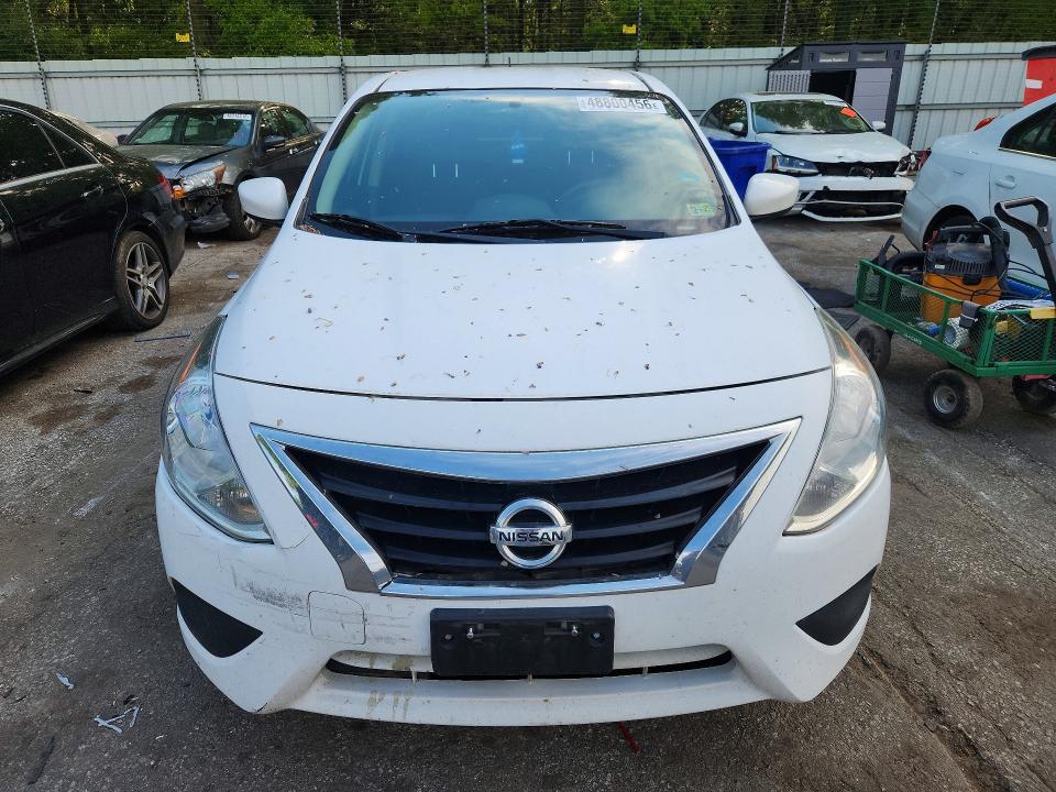48800456 :رقم المزاد ، 3N1CN7AP3HK467262 vin ، 2017 Nissan Versa مزاد بيع
