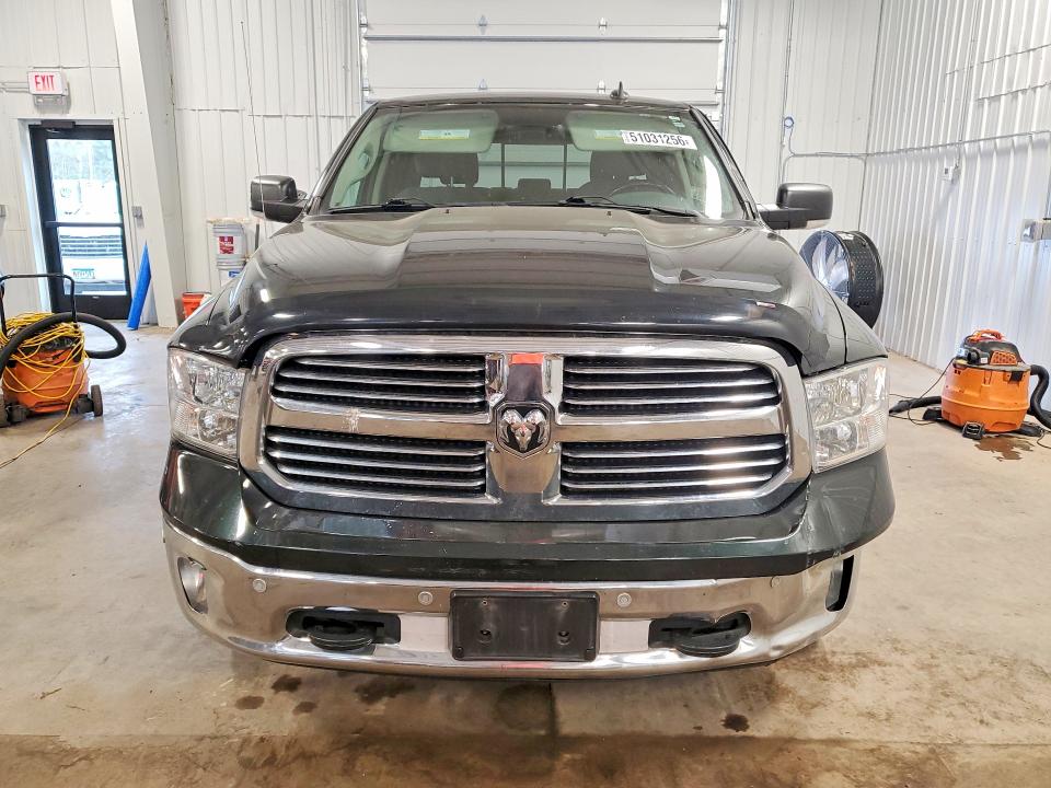 51031256 :رقم المزاد ، 3C6RR7LT2HG660938 vin ، 2017 Ram 1500 مزاد بيع