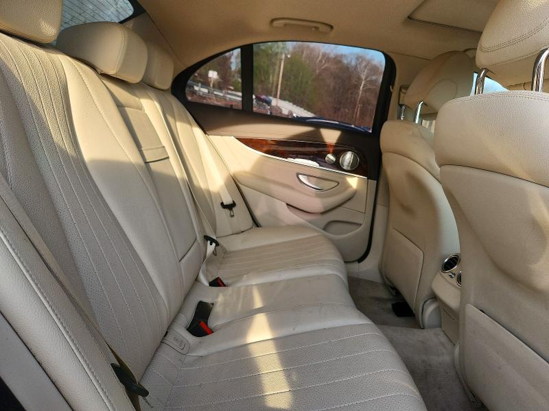 46910036 :رقم المزاد ، W1KZF8EB3LA766081 vin ، 2020 Mercedes-benz E مزاد بيع