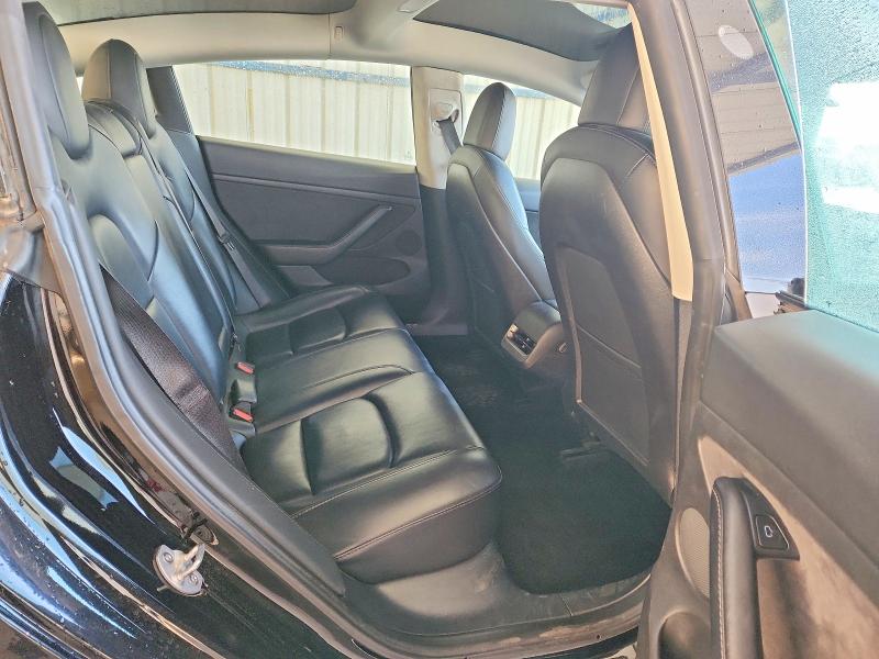 48868826 :رقم المزاد ، 5YJ3E1EA1NF371683 vin ، 2022 Tesla Model 3 مزاد بيع