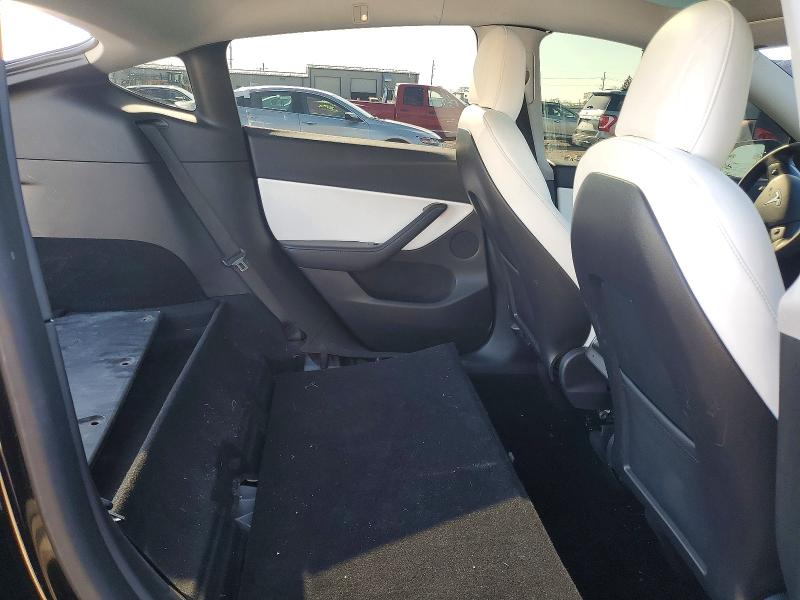 Продажа на аукционе авто 2021 Tesla Model Y, vin: 5YJYGDEF6MF270148, номер лота: 50991246