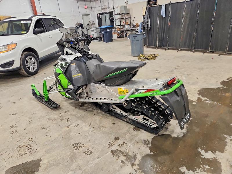 2016 Arctic Cat Snowmobile მანქანა იყიდება აუქციონზე, vin: 4UF16SNW4GT101765, აუქციონის ნომერი: 50594156
