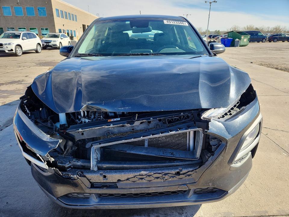 49123346 :رقم المزاد ، KM8K1CAA8MU689553 vin ، 2021 Hyundai Kona مزاد بيع
