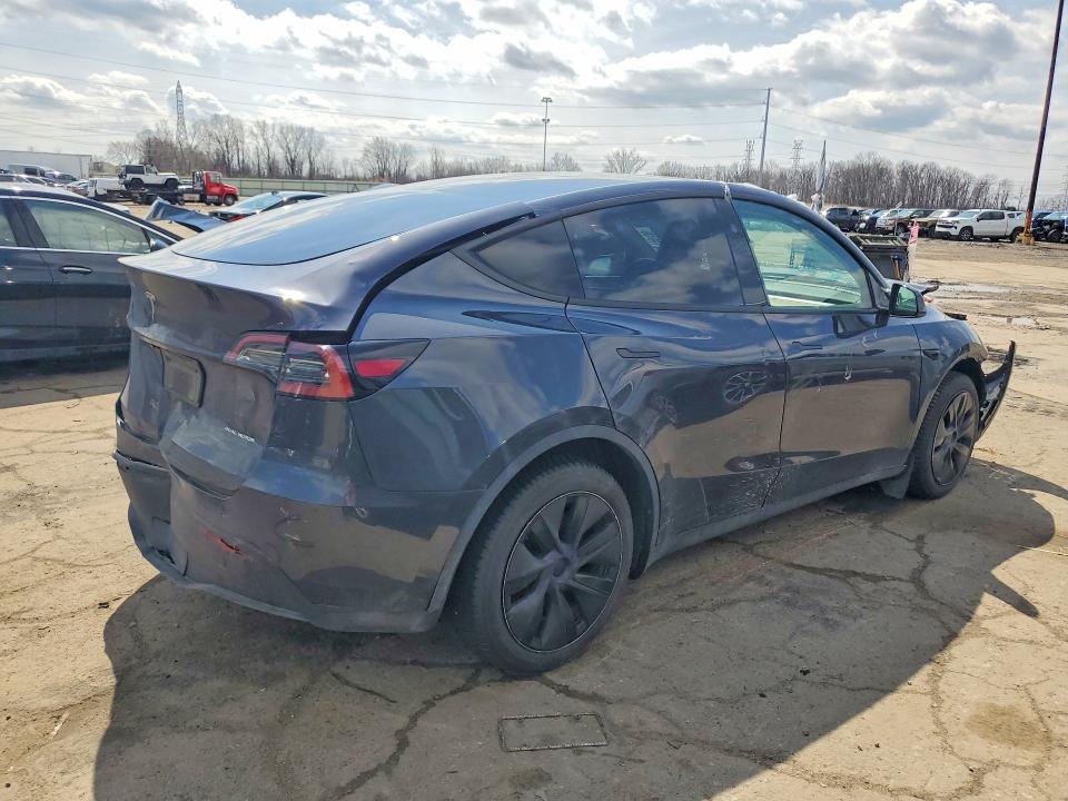 2024 Tesla Model Y მანქანა იყიდება აუქციონზე, vin: 7SAYGDEE8RF157657, აუქციონის ნომერი: 48199436