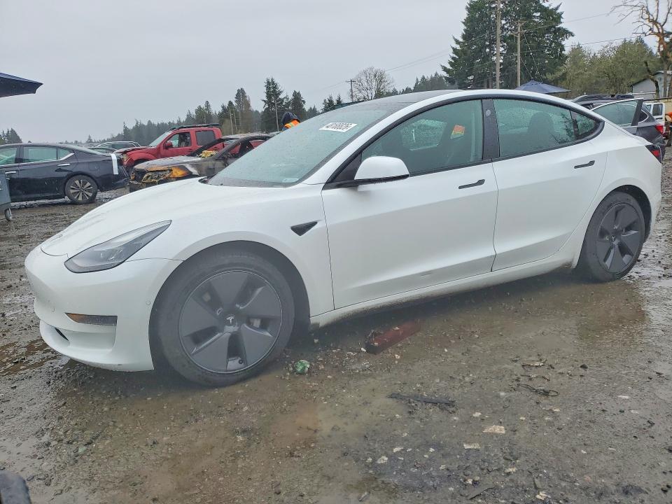 48188826 :رقم المزاد ، 5YJ3E1EA3MF929936 vin ، 2021 Tesla Model 3 مزاد بيع