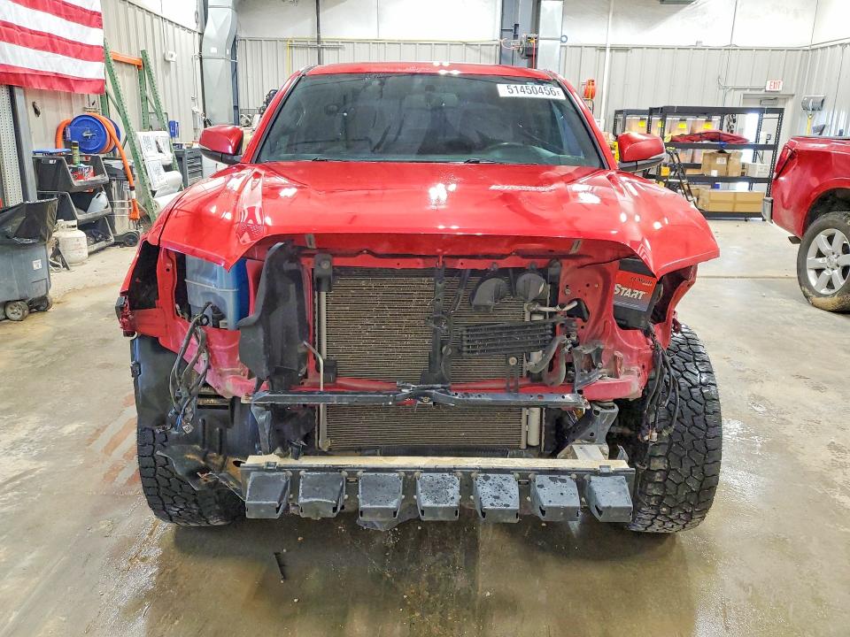 51450456 :رقم المزاد ، 3TMCZ5AN7HM050509 vin ، 2017 Toyota Tacoma مزاد بيع