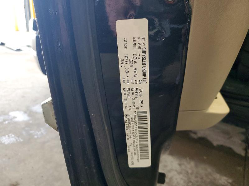 50002526 :رقم المزاد ، 2A4RR8D16AR405151 vin ، 2010 Chrysler Town & Country مزاد بيع