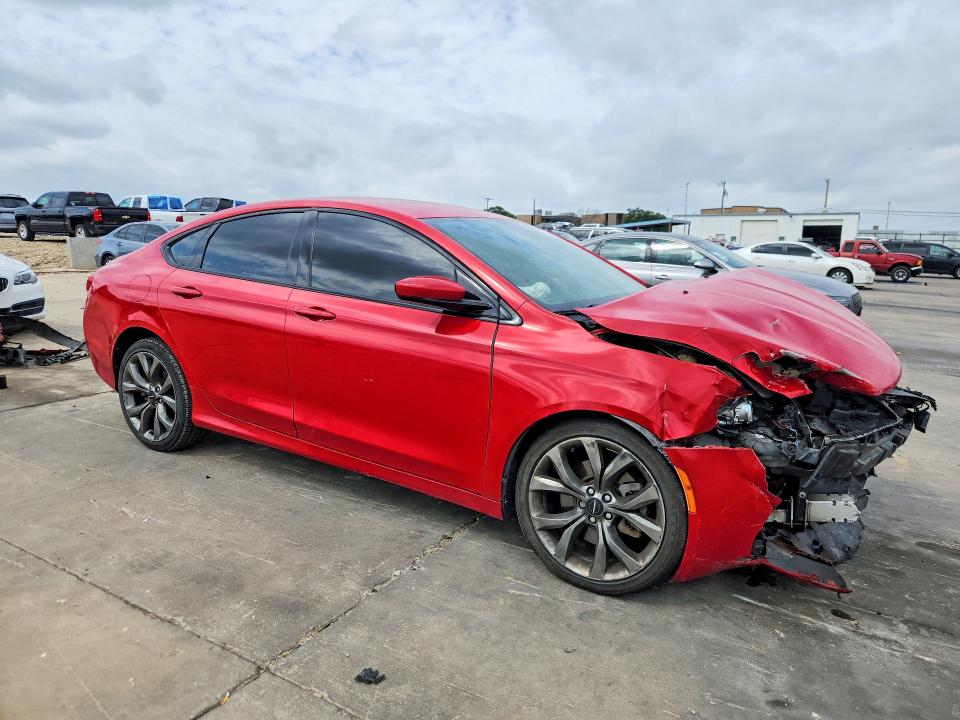 50504326 :رقم المزاد ، 1C3CCCBG0GN147310 vin ، 2016 Chrysler 200 مزاد بيع