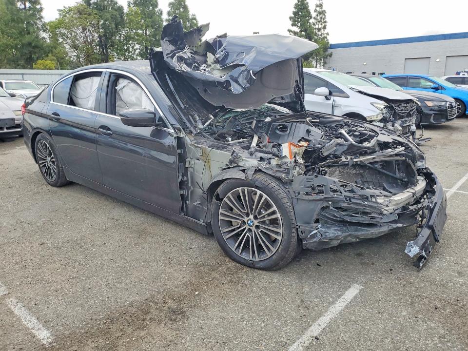 Продажа на аукционе авто 2019 Bmw 530, vin: WBAJA5C54KWW29294, номер лота: 49611596