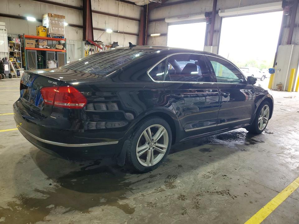 2014 Volkswagen Passat მანქანა იყიდება აუქციონზე, vin: 1VWCN7A39EC007189, აუქციონის ნომერი: 49972086