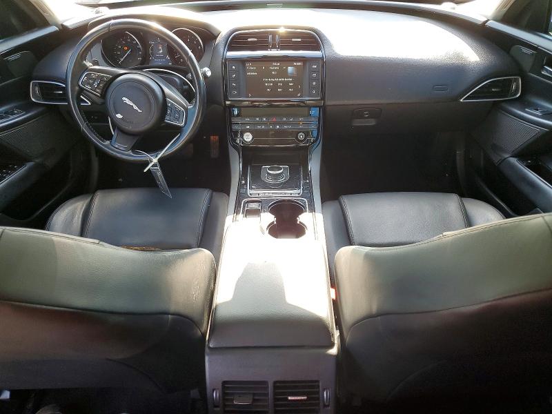 Продаж на аукціоні авто 2017 Jaguar Xe, vin: SAJAD4BG8HA969112, номер лоту: 51778656