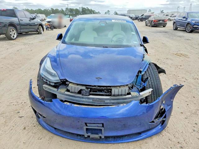47823626 :رقم المزاد ، 5YJ3E1EC0MF926185 vin ، 2021 Tesla Model 3 مزاد بيع