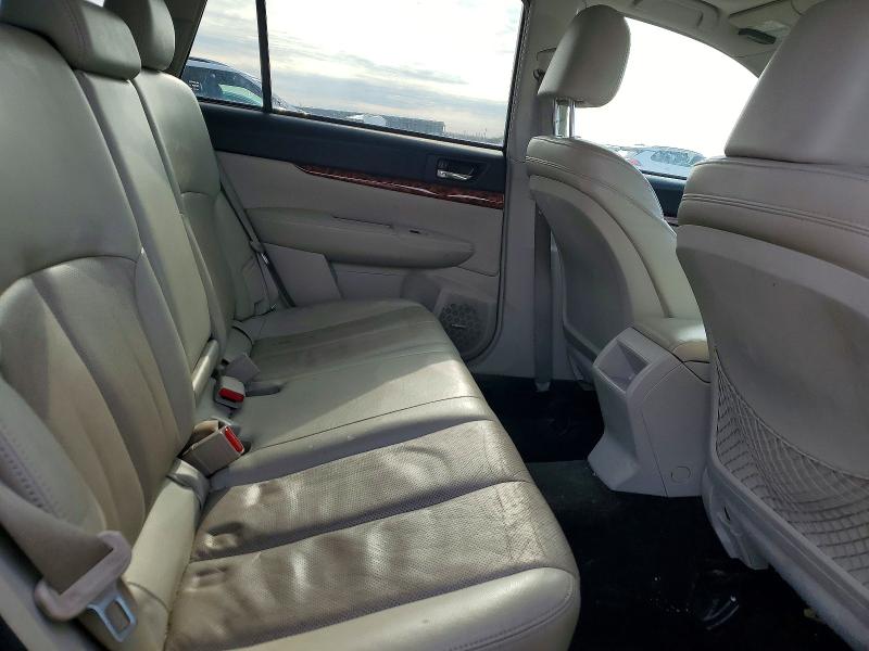 46153626 :رقم المزاد ، 4S4BRGMC7C3270630 vin ، 2012 Subaru Outback مزاد بيع