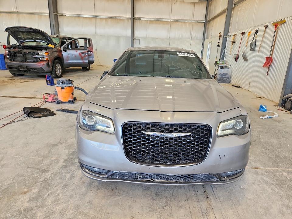 Продаж на аукціоні авто 2016 Chrysler 300, vin: 2C3CCAGG6GH183007, номер лоту: 51297856