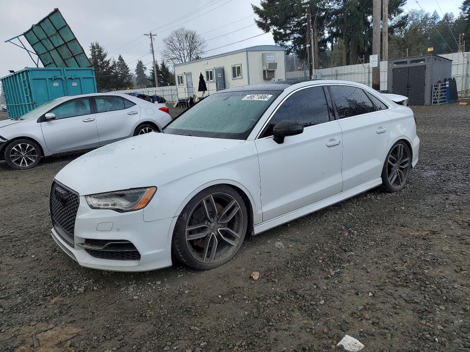 Продажа на аукционе авто 2015 Audi S3, vin: WAUBFGFF8F1077064, номер лота: 49571806