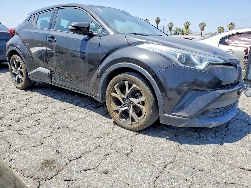 Продажа на аукционе авто 2018 Toyota C-hr, vin: NMTKHMBXXJR060819, номер лота: 51904296
