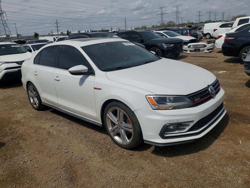 50943226 :رقم المزاد ، 3VW4T7AJ9GM335920 vin ، 2016 Volkswagen Jetta مزاد بيع