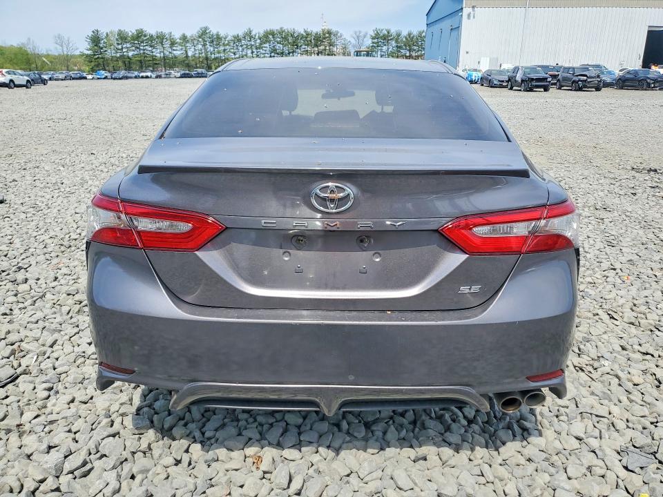 Продажа на аукционе авто 2018 Toyota Camry, vin: 4T1B11HK6JU104631, номер лота: 51152426