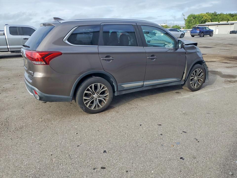 51717436 :رقم المزاد ، JA4AD3A30HZ066827 vin ، 2017 Mitsubishi Outlander مزاد بيع