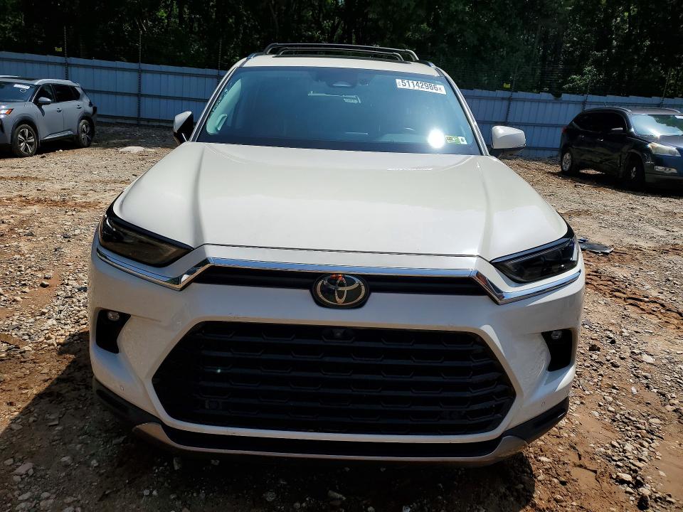 2024 Toyota Grand Highlander მანქანა იყიდება აუქციონზე, vin: 5TDAAAB55RS047941, აუქციონის ნომერი: 51142986
