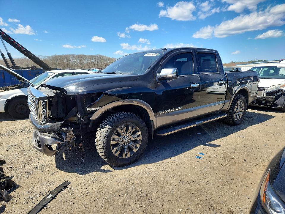 49871486 :رقم المزاد ، 1N6AA1E56JN512228 vin ، 2018 Nissan Titan مزاد بيع