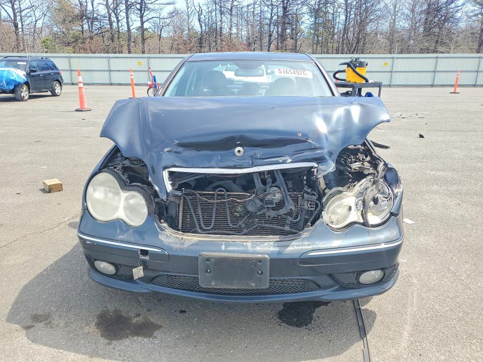 Продажа на аукционе авто 2005 Mercedes-benz C, vin: WDBRF40JX5F582908, номер лота: 51654926