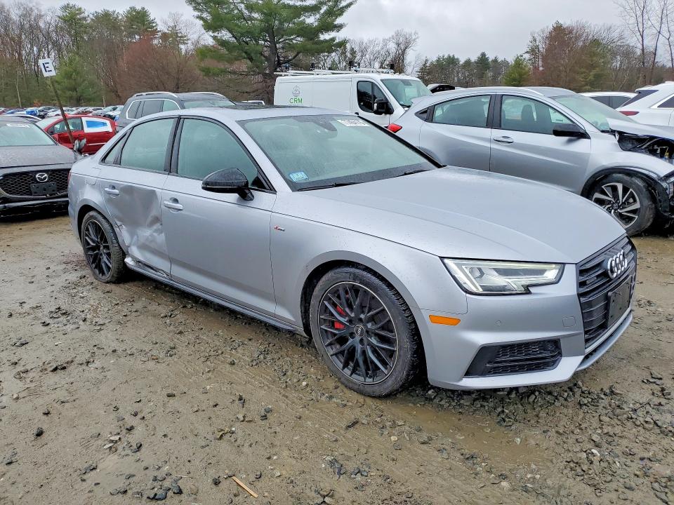 Продажа на аукционе авто 2018 Audi A4, vin: WAUENAF48JA063380, номер лота: 77404175
