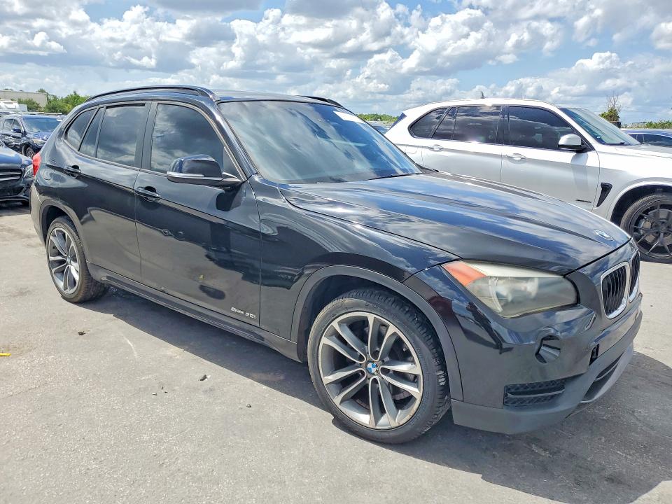 51378846 :رقم المزاد ، WBAVM1C52EVW51676 vin ، 2014 Bmw X1 مزاد بيع
