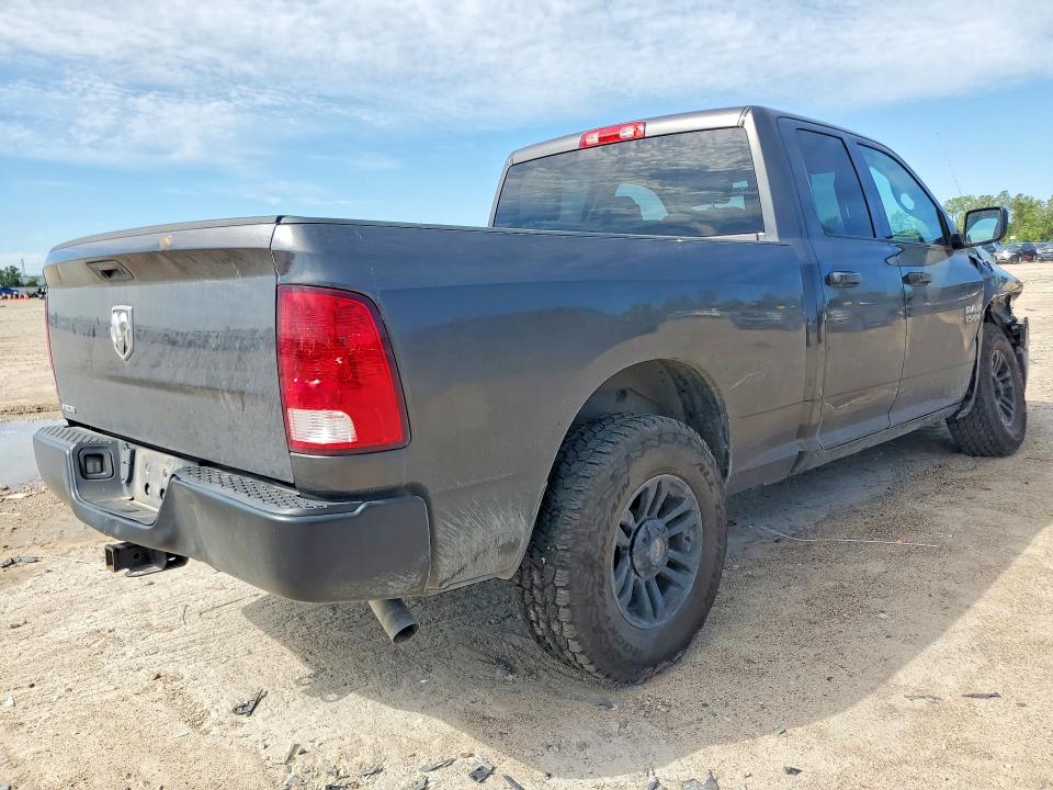 48585416 :رقم المزاد ، 1C6RR6FG9JS330477 vin ، 2018 Ram 1500 مزاد بيع