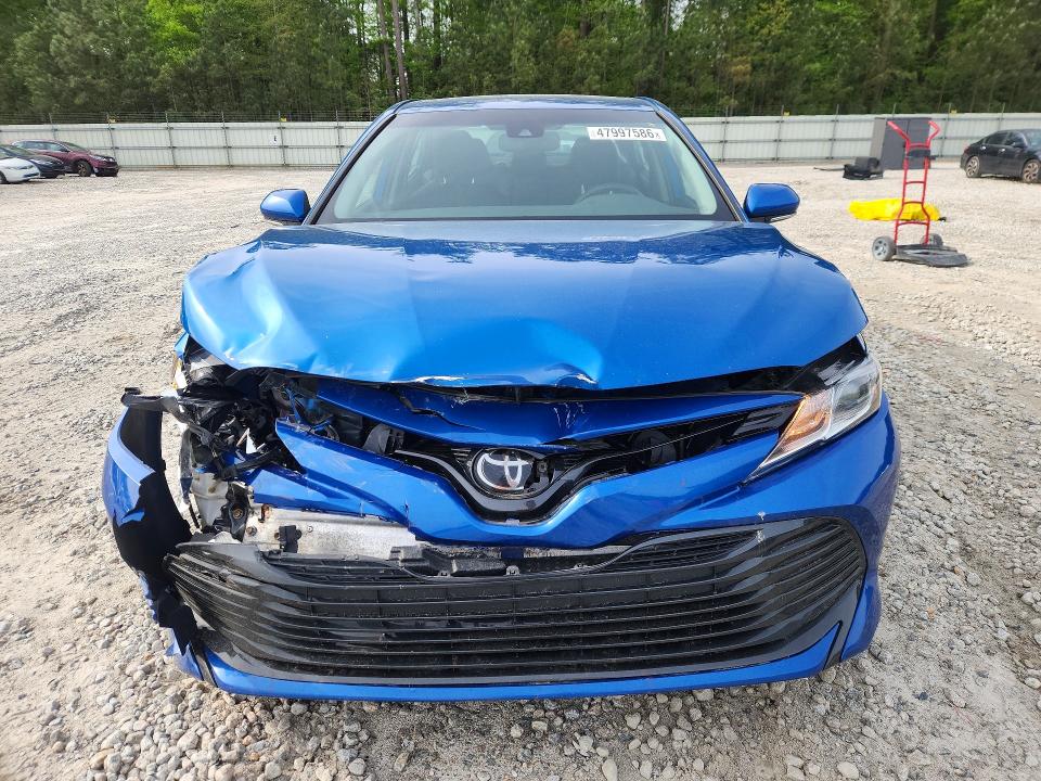 2020 Toyota Camry მანქანა იყიდება აუქციონზე, vin: 4T1L11BK7LU017840, აუქციონის ნომერი: 47997586