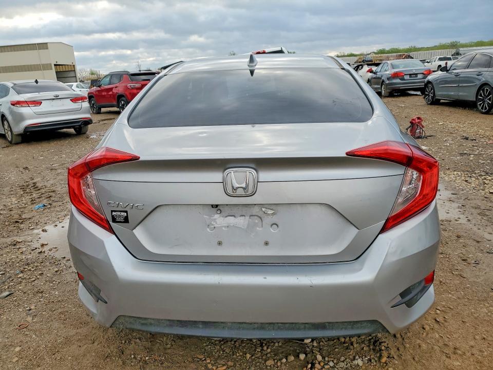 2017 Honda Civic მანქანა იყიდება აუქციონზე, vin: 19XFC2F72HE001462, აუქციონის ნომერი: 49482366