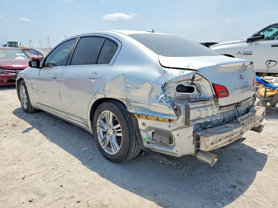 51598066 :رقم المزاد ، JN1CV6AP3FM502793 vin ، 2015 Infiniti Q40 مزاد بيع