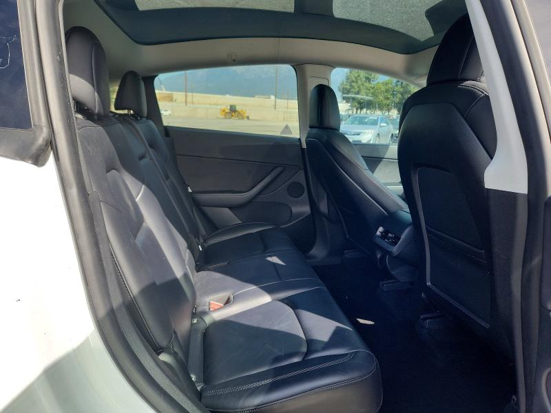 50191656 :رقم المزاد ، 7SAYGDEE2NF323309 vin ، 2022 Tesla Model Y مزاد بيع