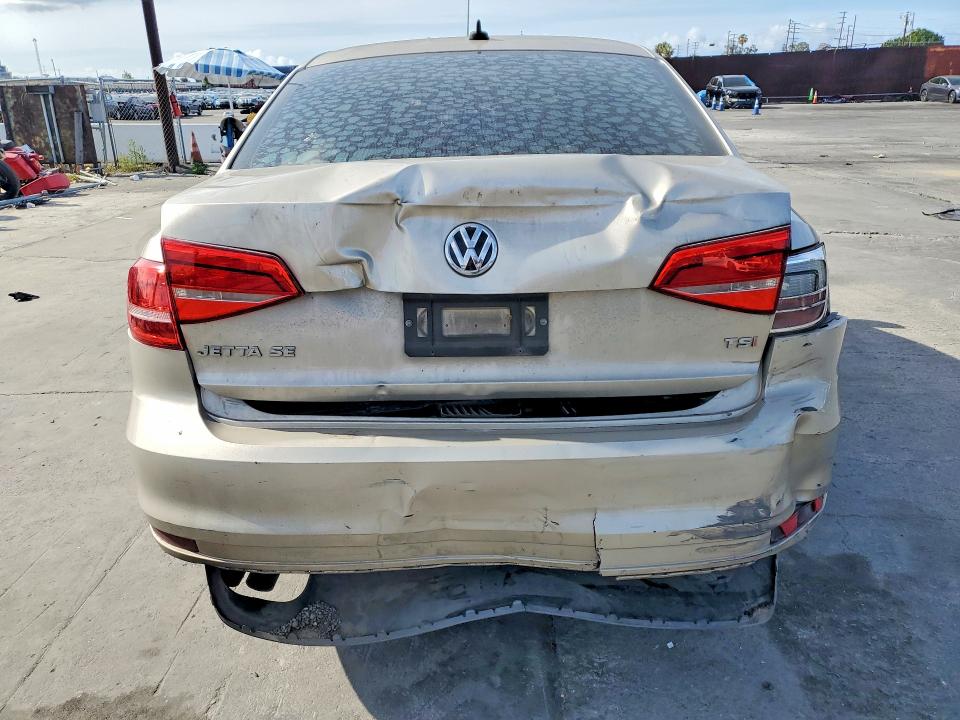 2015 Volkswagen Jetta მანქანა იყიდება აუქციონზე, vin: 3VWD17AJ7FM229843, აუქციონის ნომერი: 49444836