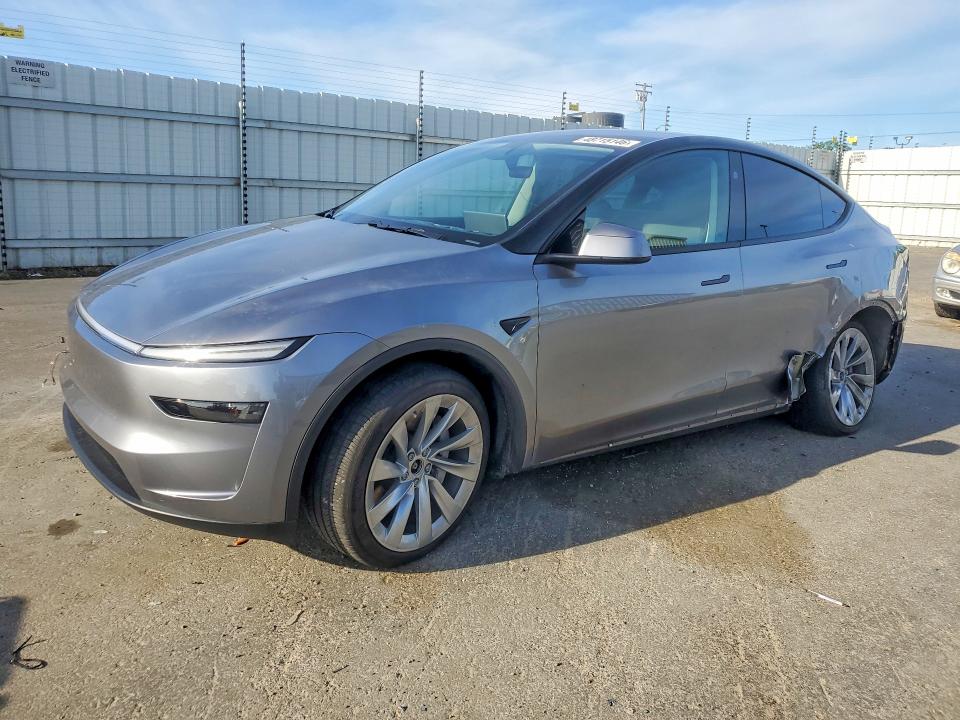 Auction sale of the 2026 Tesla Model Y, vin: 7SAYGDEE7TF328261, lot number: 48715146