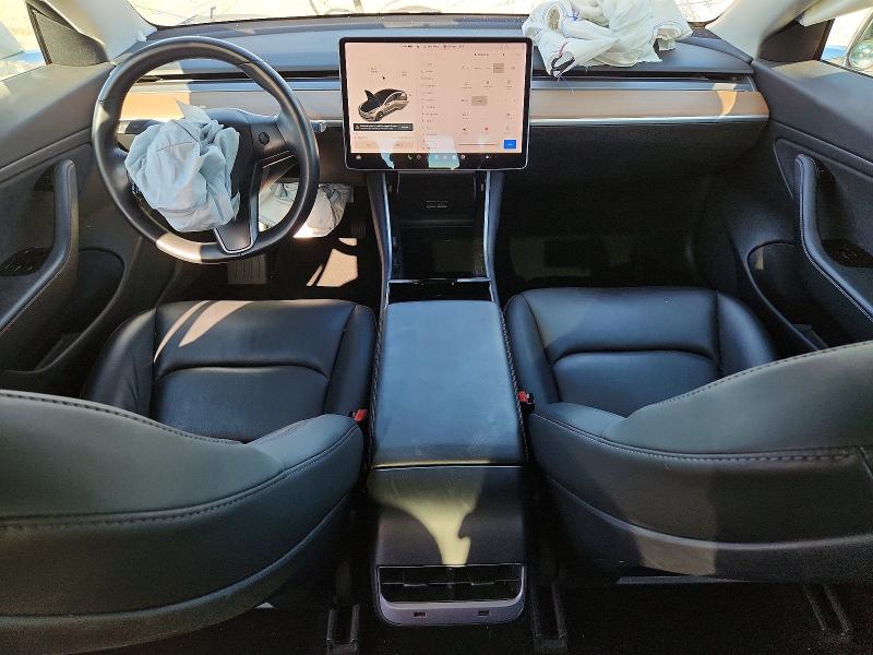 48210796 :رقم المزاد ، 5YJ3E1EB8JF127645 vin ، 2018 Tesla Model 3 مزاد بيع