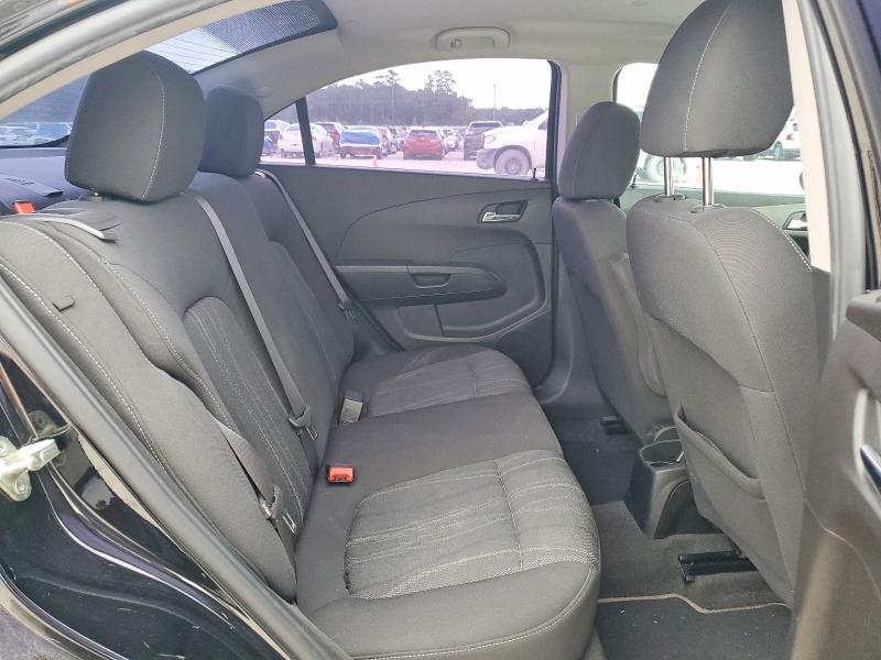 50468626 :رقم المزاد ، 1G1JD5SH1J4137931 vin ، 2018 Chevrolet Sonic مزاد بيع