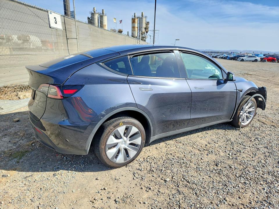 Продажа на аукционе авто 2024 Tesla Model Y, vin: 7SAYGDED1RF044060, номер лота: 51722676