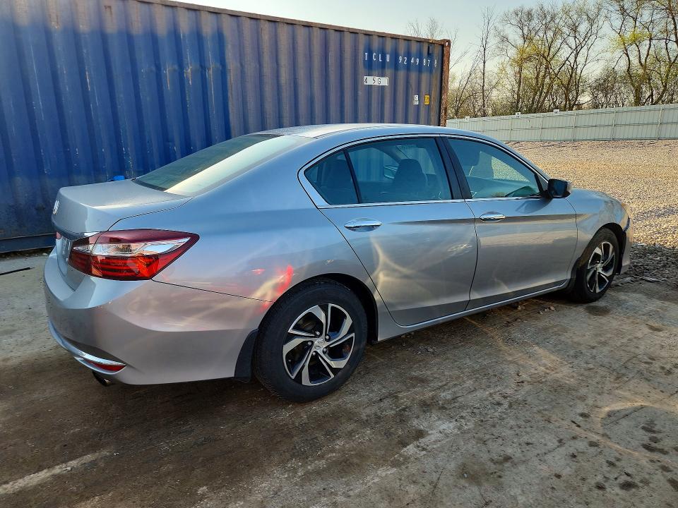 50594036 :رقم المزاد ، 1HGCR2F38HA015563 vin ، 2017 Honda Accord مزاد بيع